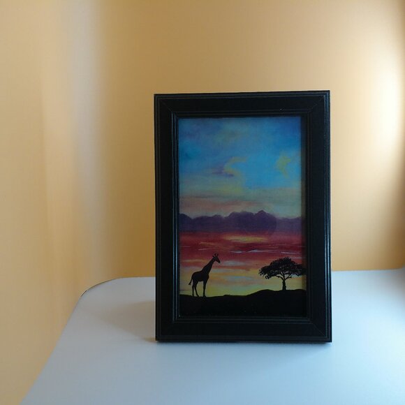 Sun Set Giraffe 4"x6" within a new black wood Frame, Africa, trees, natural - Picture 3 of 6